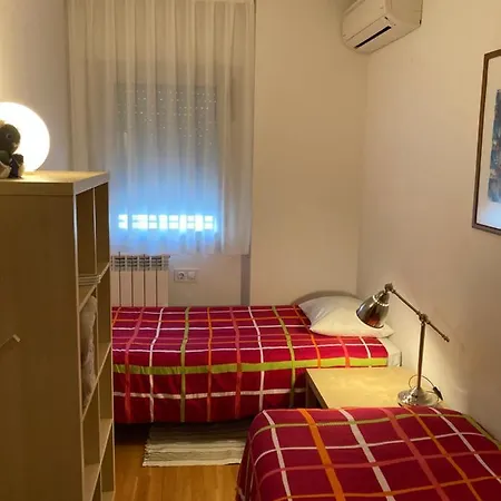 Apartaments Centre * Figueres (Girona)