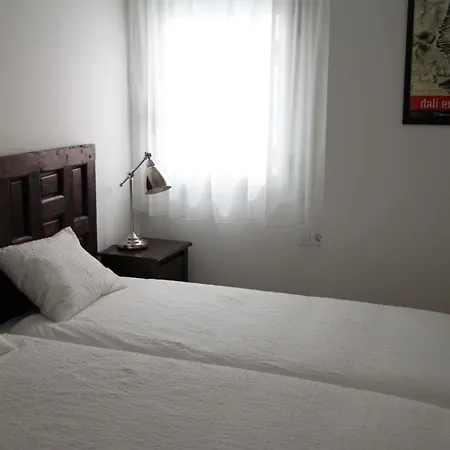 Apartment Apartaments Centre Figueres (Girona)