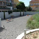 Centre