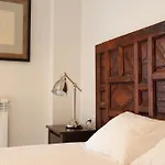 Apartment Centre