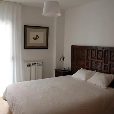 Apartment Centre *